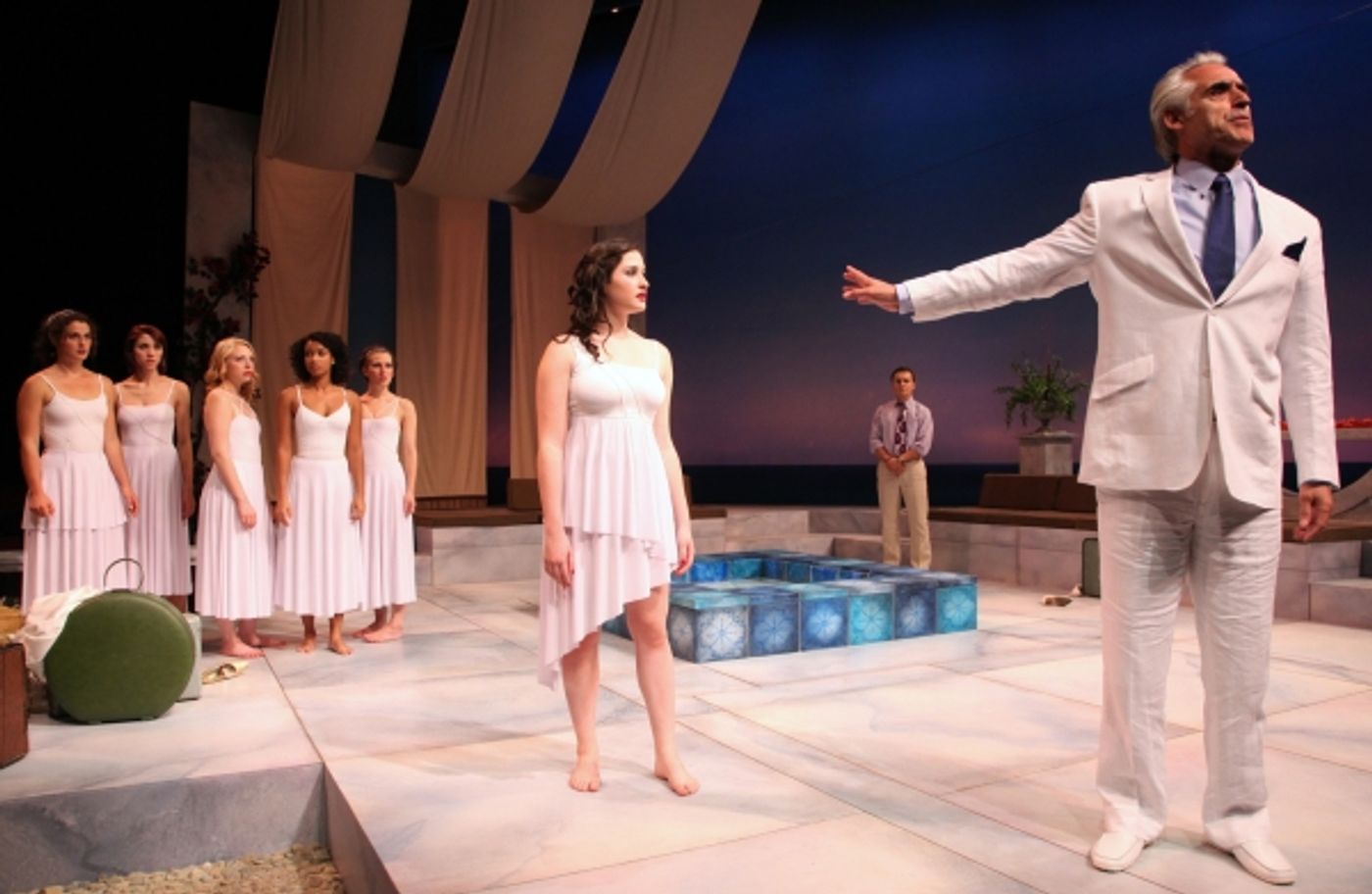 Photo Flash: First Look at Connecticut Rep's BIG LOVE  Image