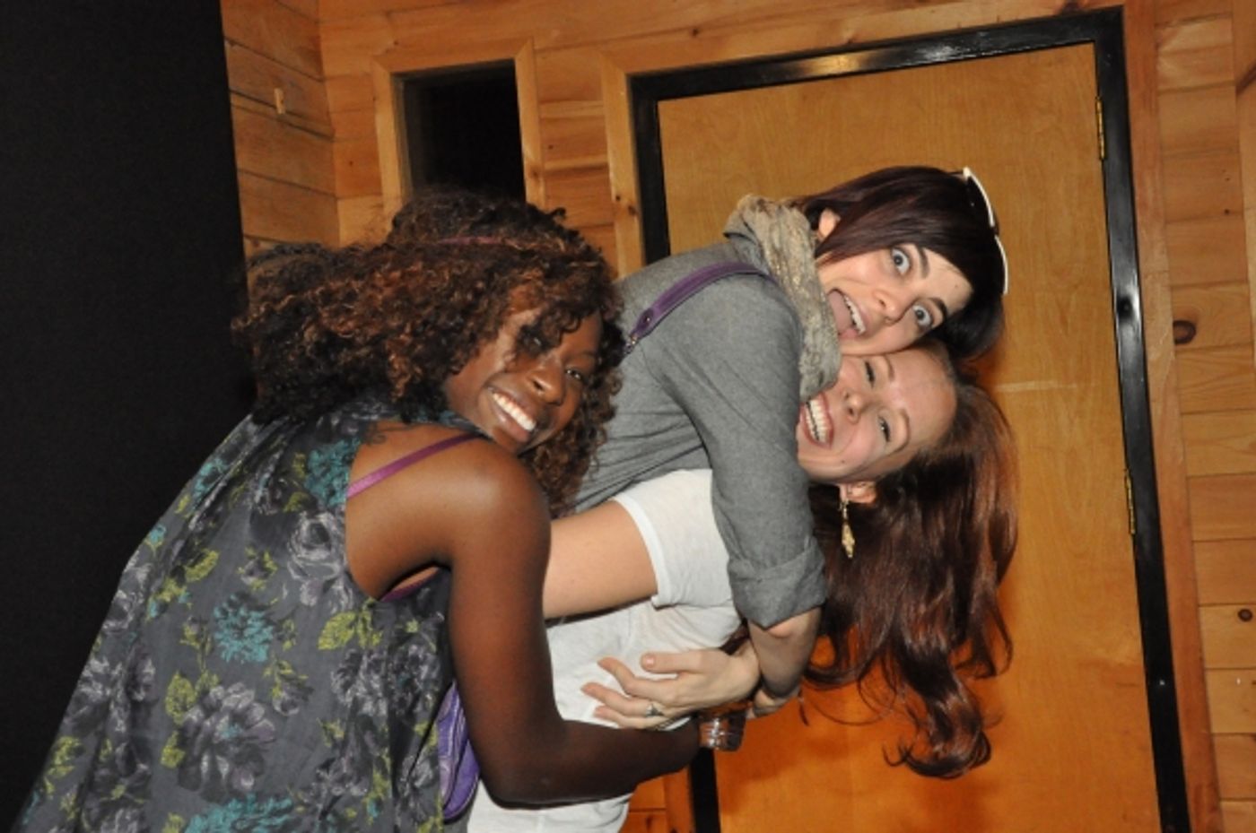 Exclusive Photo Coverage: Zachary Levi & FIRST DATE Cast Tell It on the Mountain for Carols for a Cure  Image