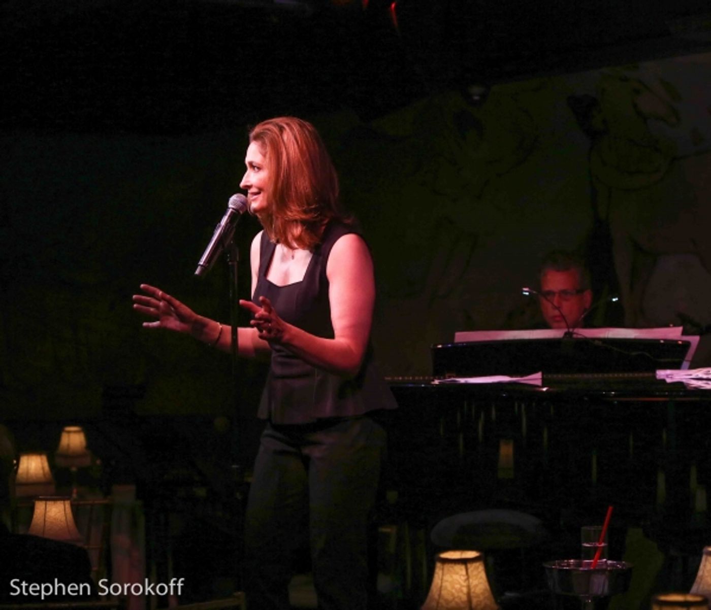 Photo Coverage: Joanne Tatham Premieres SOUNDTRACK NEW YORK at Cafe Carlyle Image