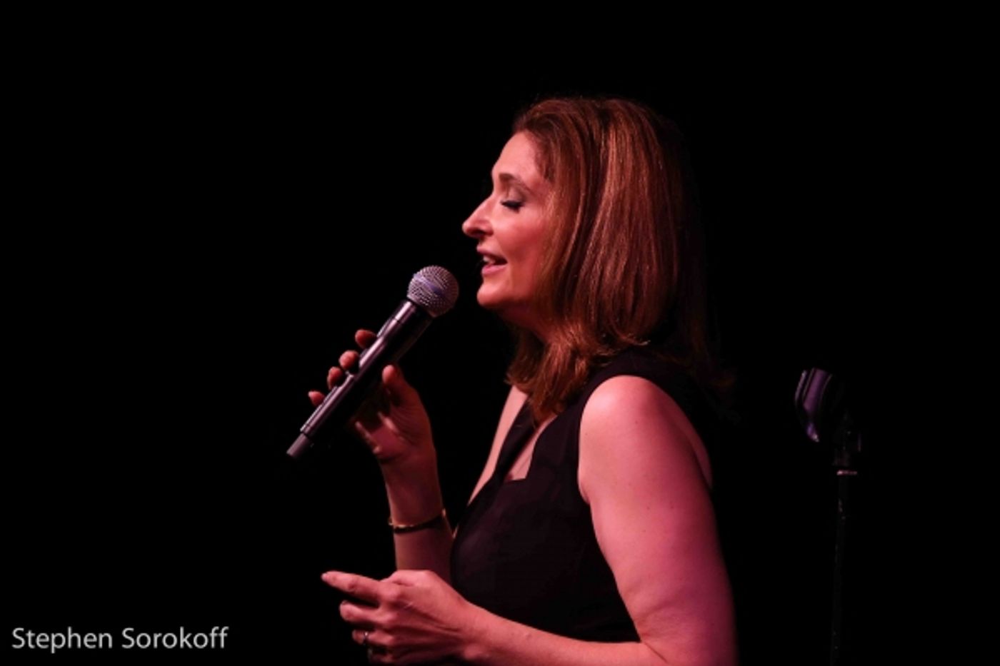 Photo Coverage: Joanne Tatham Premieres SOUNDTRACK NEW YORK at Cafe Carlyle Image
