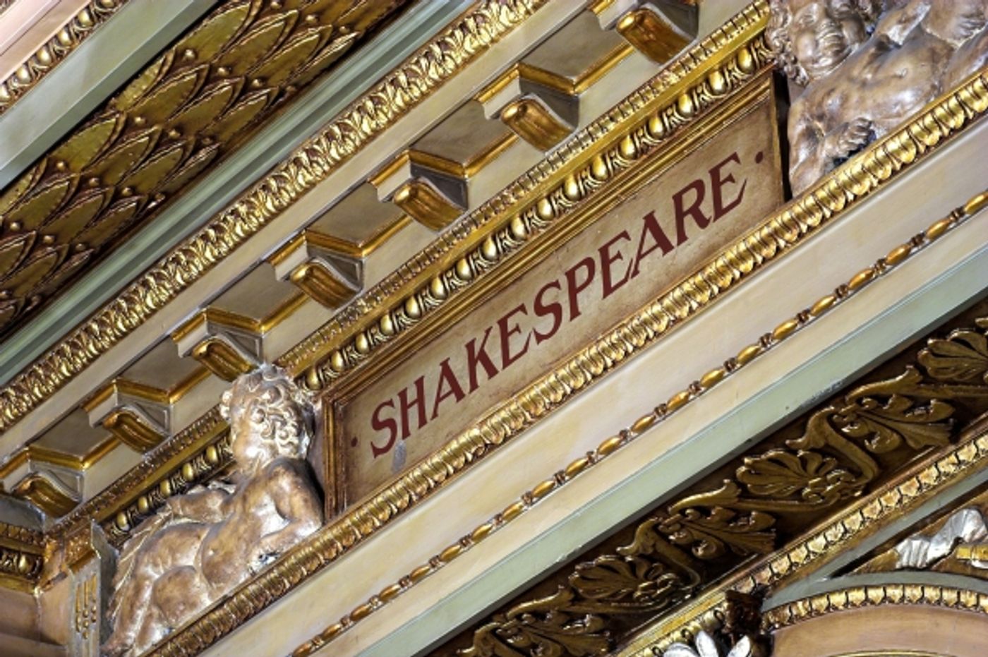 Photo Coverage: Celebrate 100 Years at the Elgin and Winter Garden Chandelier Gala Image