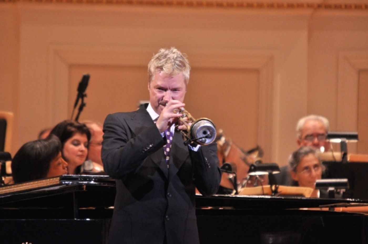 Photo Coverage: Chris Botti Plays Joins New York Pops for Season Opener  Image