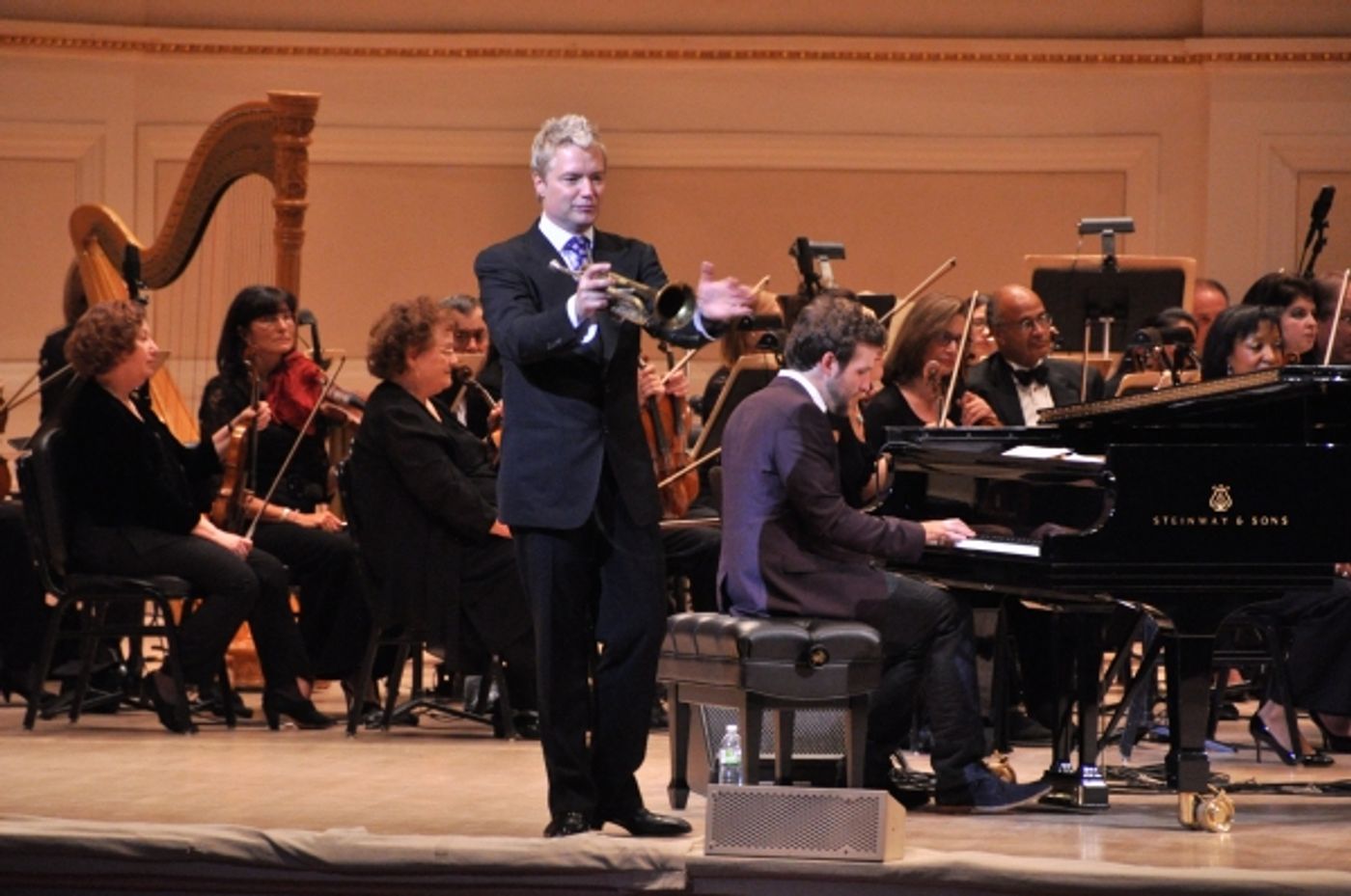 Photo Coverage: Chris Botti Plays Joins New York Pops for Season Opener  Image
