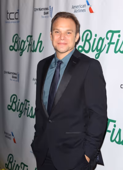 Norbert Leo Butz  Photo