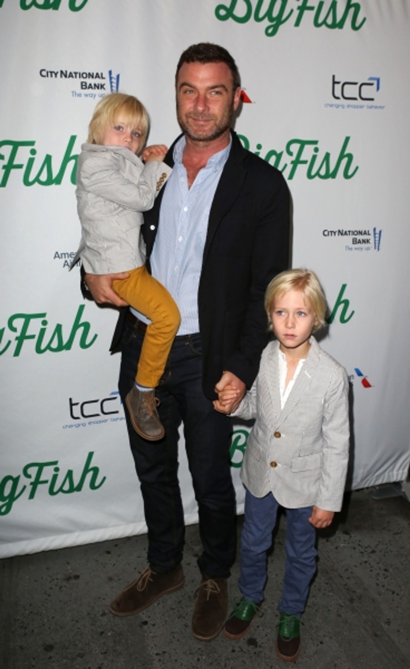 Photo Coverage: BIG FISH Opening Night Arrivals- Part 1! Image
