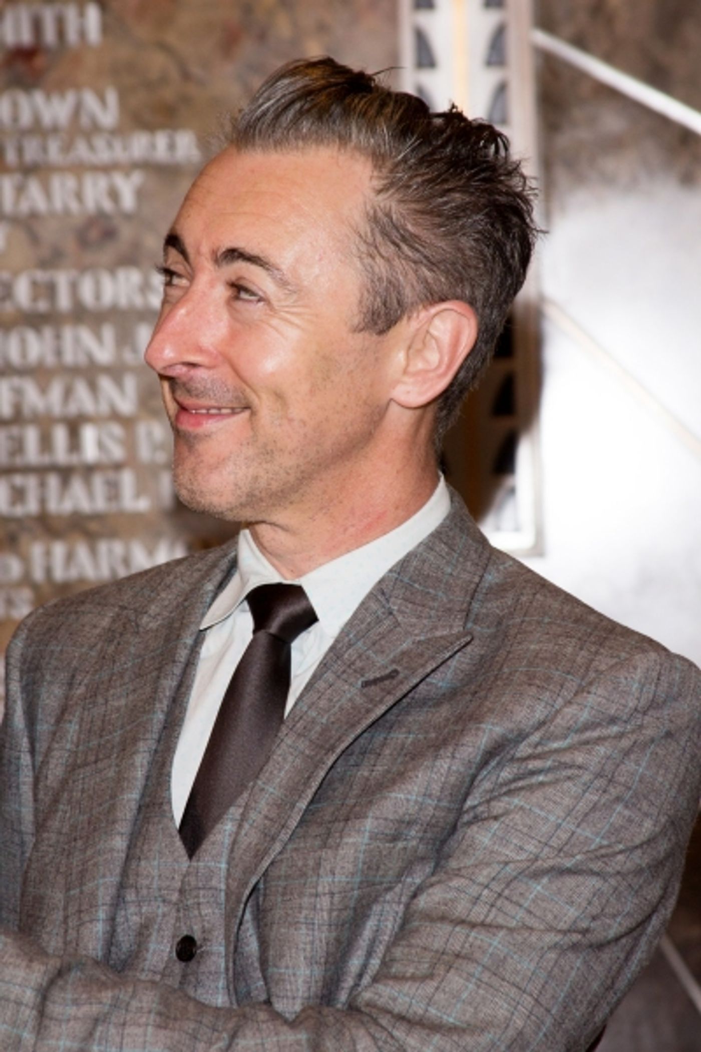 Photo Coverage: Alan Cumming Lights Up Empire State Building for MAKE BELIEVE ON BROADWAY  Image
