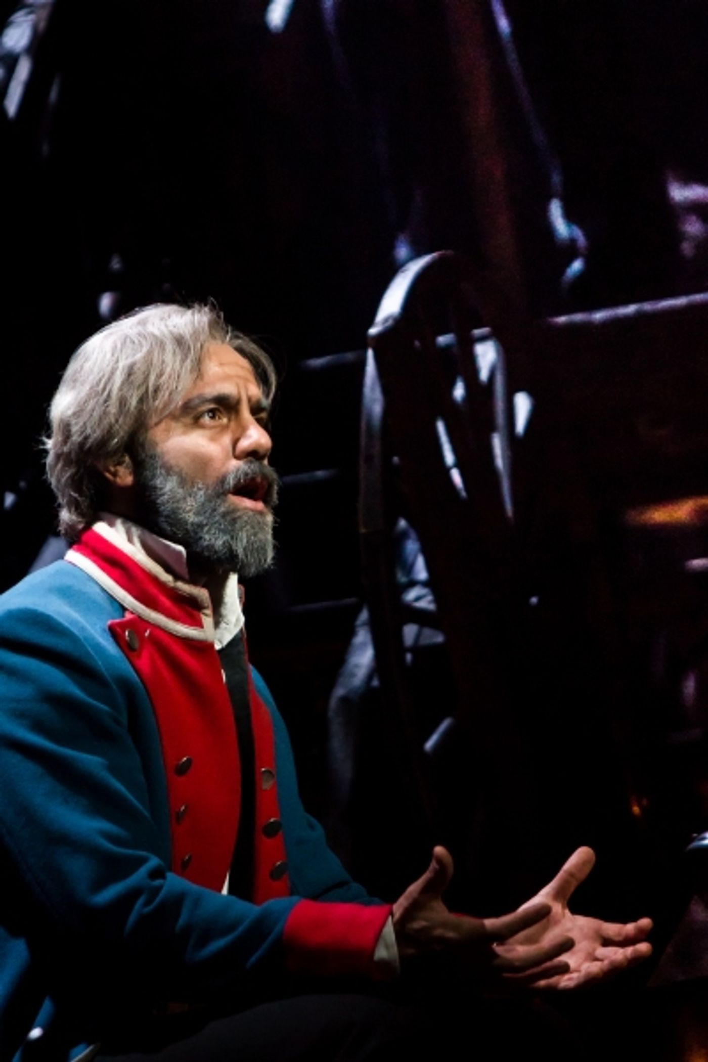 Photo Flash: Ramin Karimloo-Led LES MISERABLES Closes in Toronto Today  Image