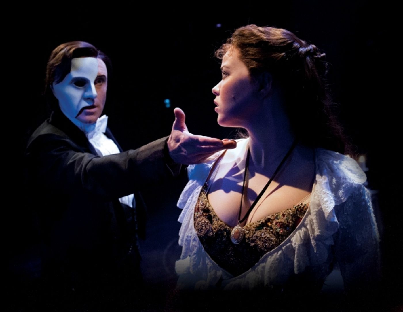 Photo Flash: Mark Campbell, Julia Udine & Ben Jacoby to Lead THE PHANTOM OF THE OPERA National Tour; Full Cast Announced!  Image
