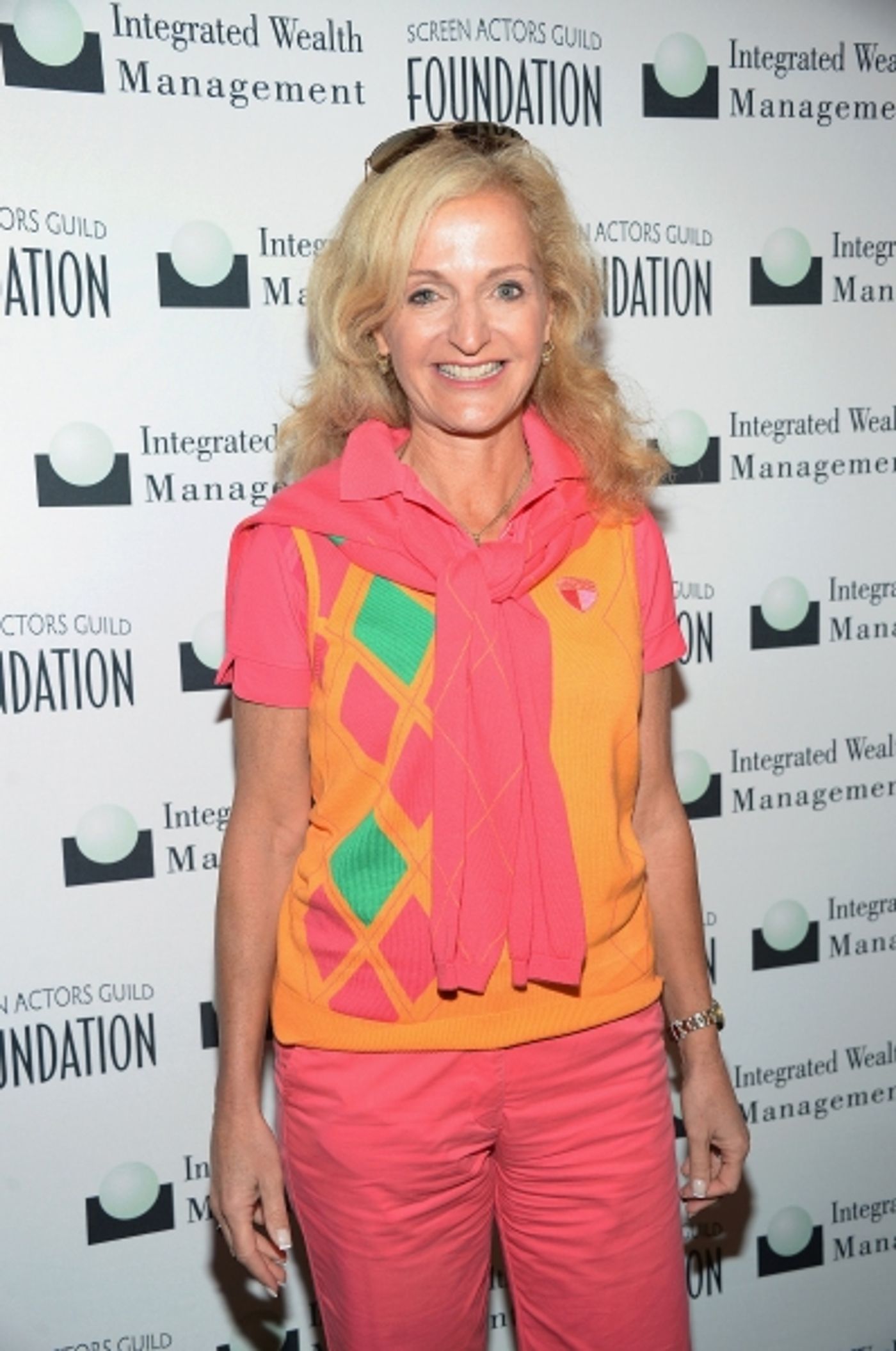 Photo Flash: Ron Perlman, Richard Kind and More Raise $130K at SAG Foundation's NY Golf Classic  Image