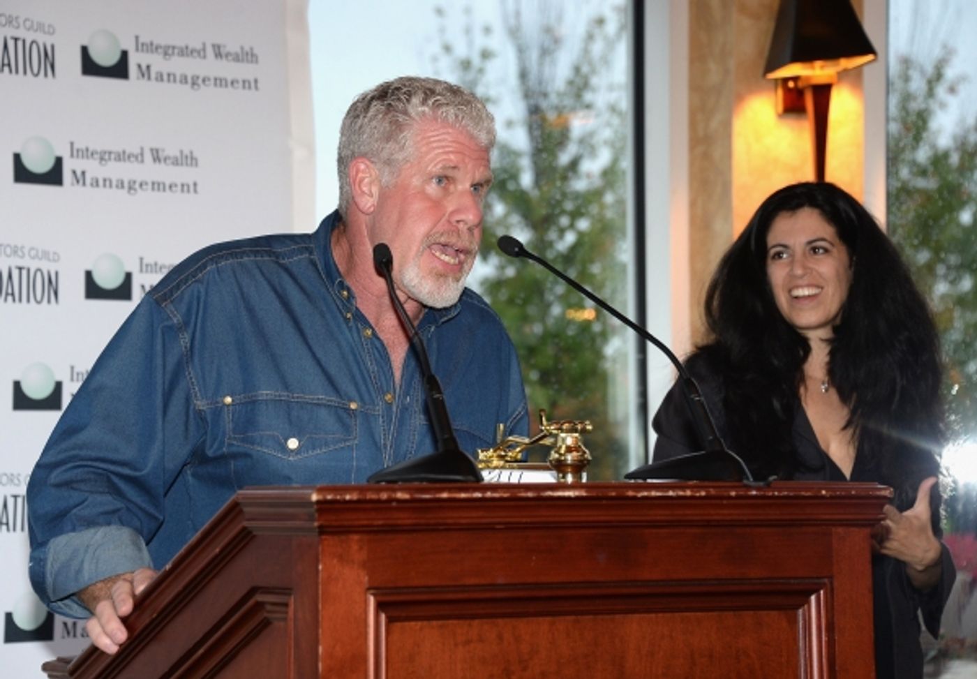 Photo Flash: Ron Perlman, Richard Kind and More Raise $130K at SAG Foundation's NY Golf Classic  Image