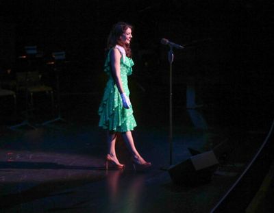 Jennifer Sheehan Photo