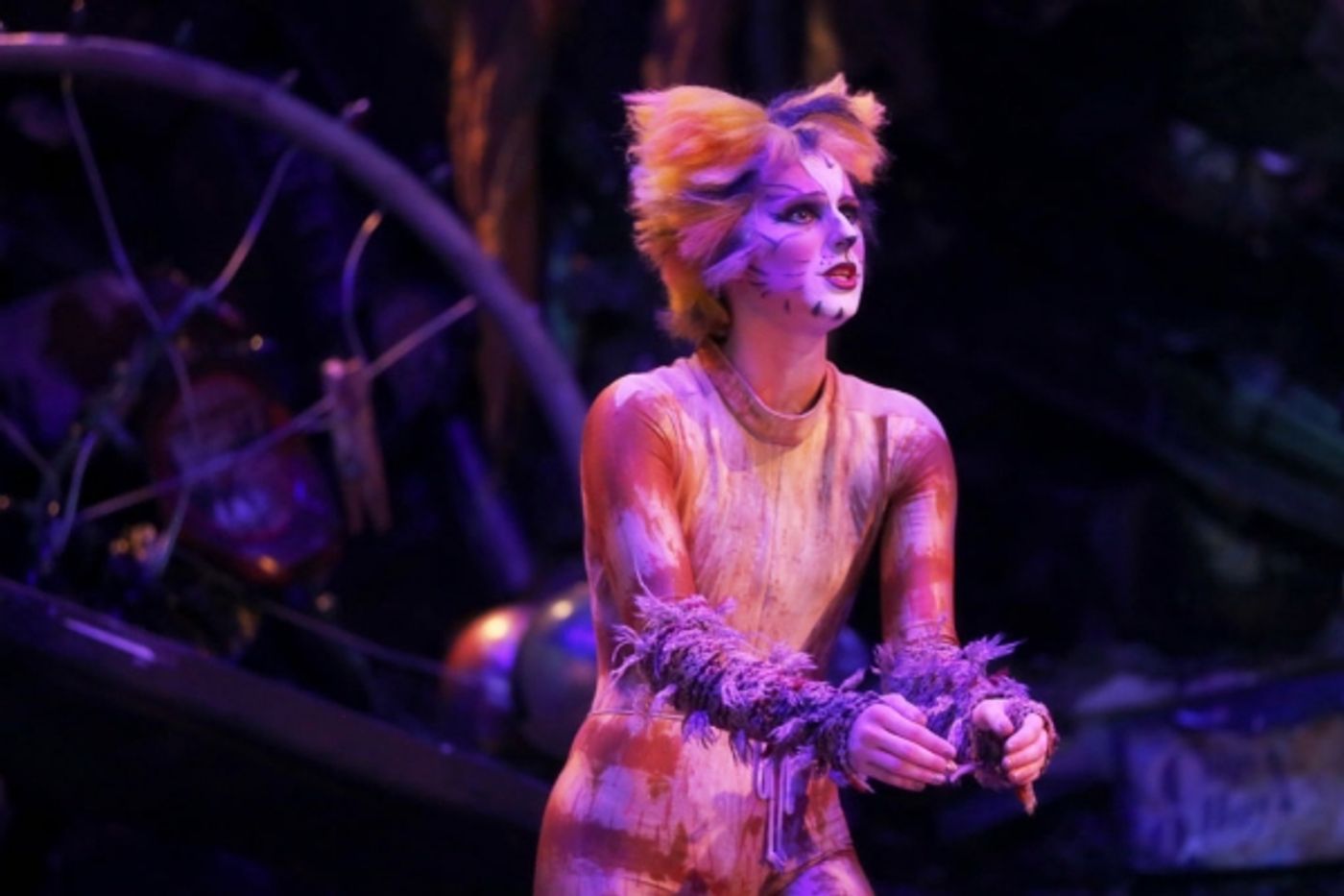 Photo Flash: First Look at Kenneth Prymus, Jennifer Shrader and More in NCT's CATS  Image