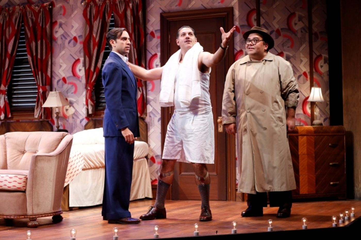 Photo Flash: First Look at David Beach and More in Westport Country Playhouse's ROOM SERVICE  Image