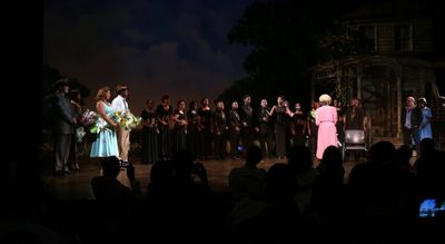 Vanessa Williams, Leon Addison Brown, Cicely Tyson serenaded by her students Photo