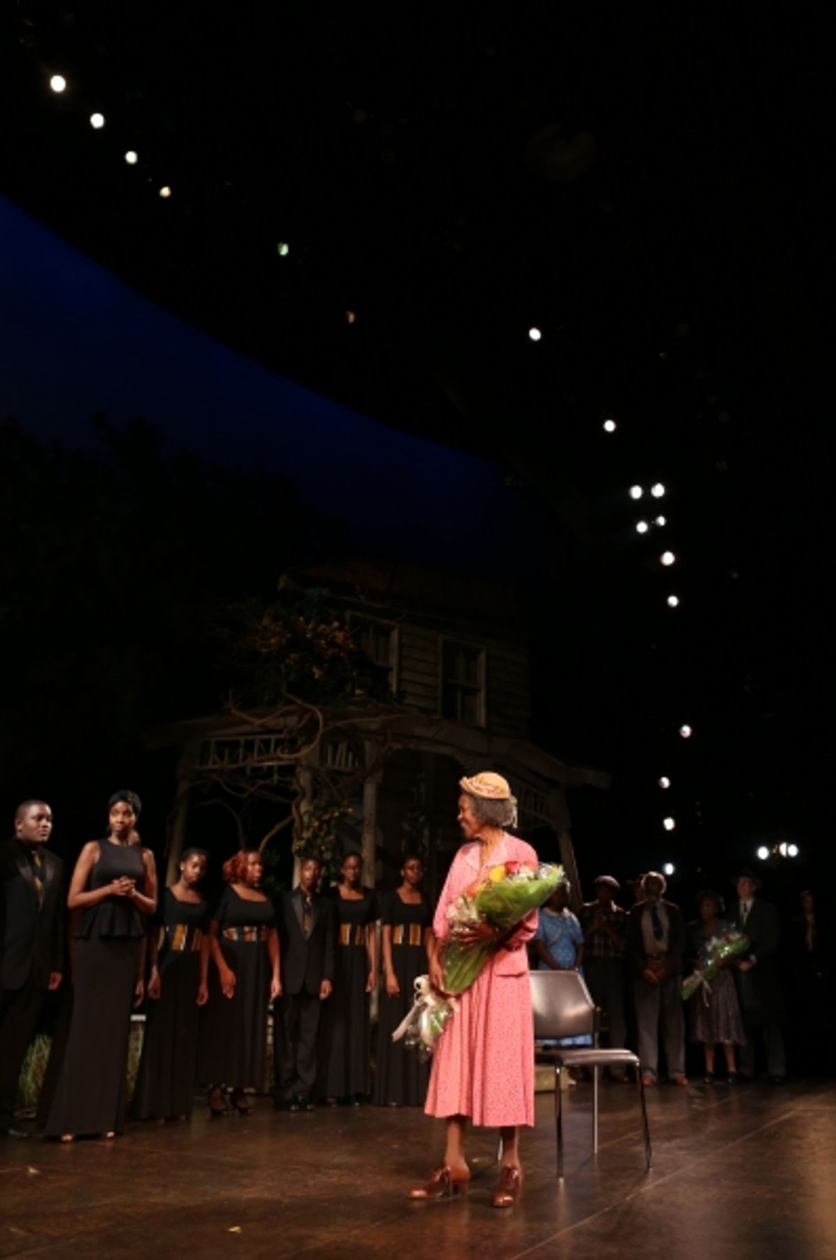 Cicely Tyson serenaded by her students at 