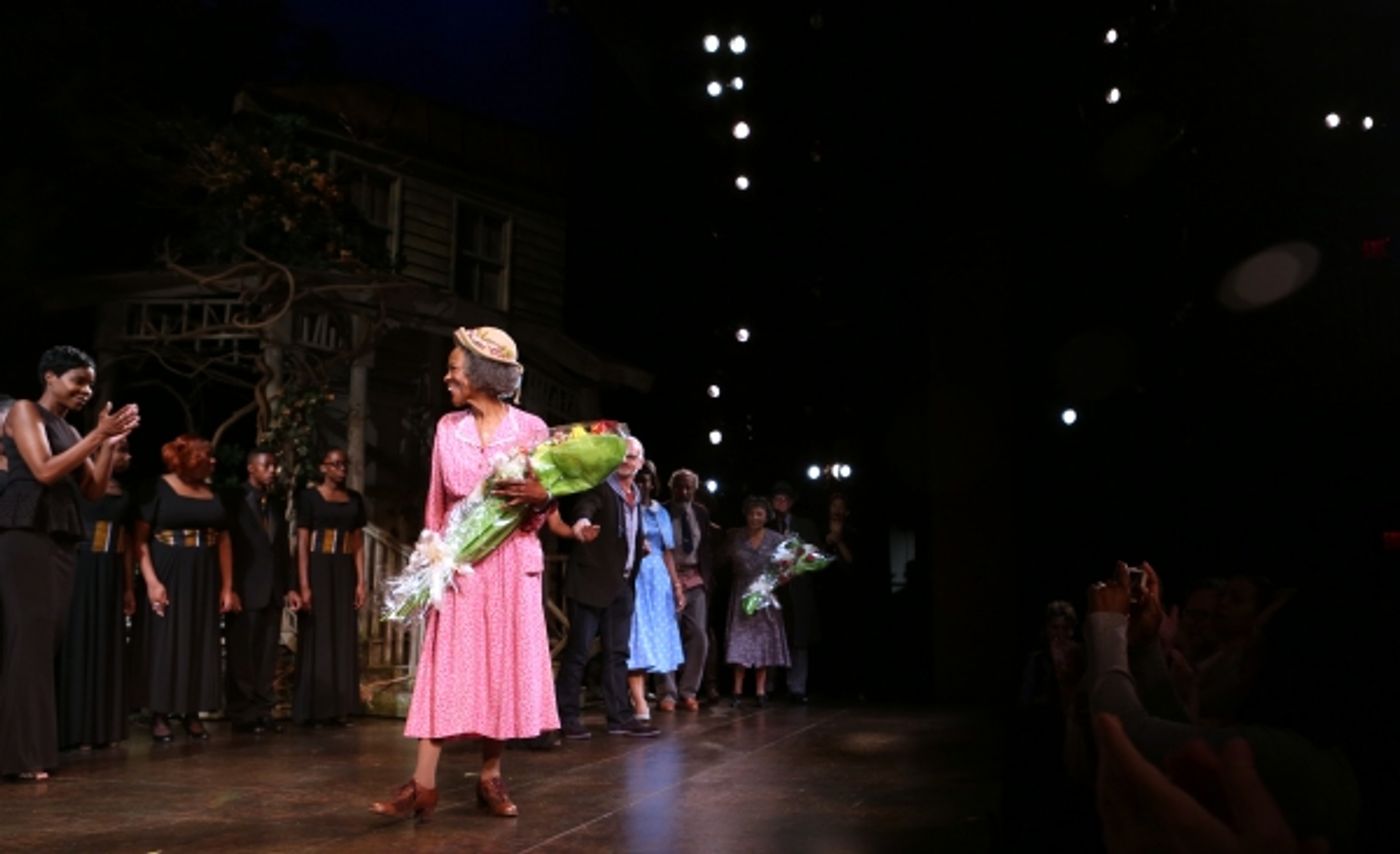 Photo Coverage: Cicely Tyson & THE TRIP TO BOUNTIFUL Cast Take Final Bow on Broadway  Image