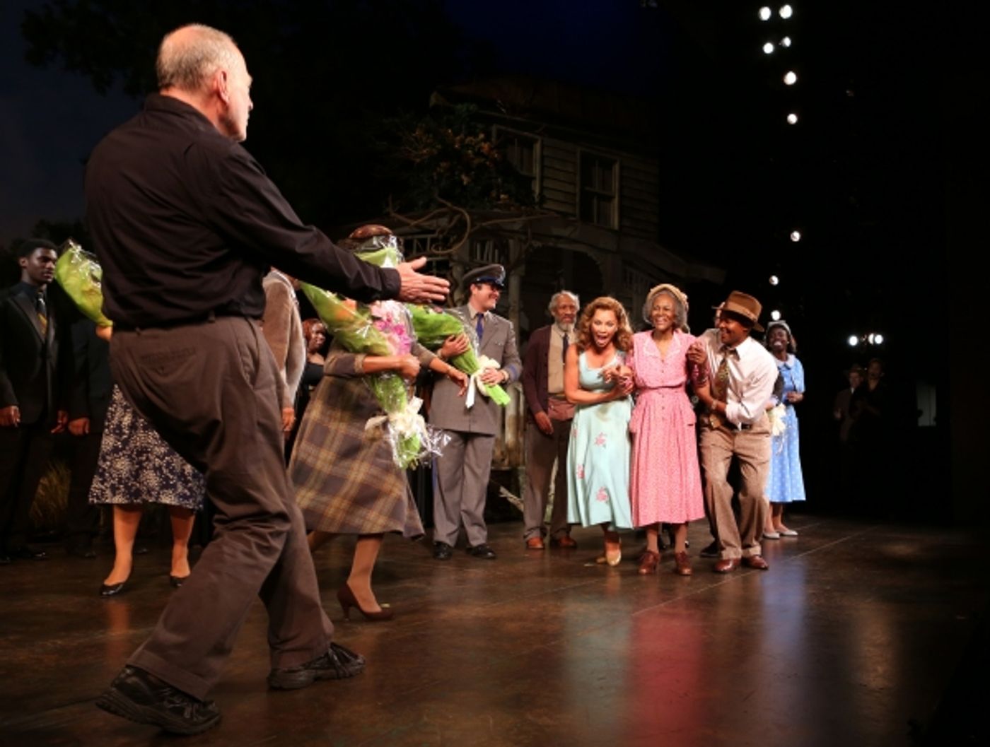 Photo Coverage: Cicely Tyson & THE TRIP TO BOUNTIFUL Cast Take Final Bow on Broadway  Image