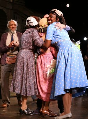 Cicely Tyson with Arthur French, Adepero Odute and the cast @ BroadwayWorld Cicely Tyson with Arthur French, Adepero Odute and the cast Photo