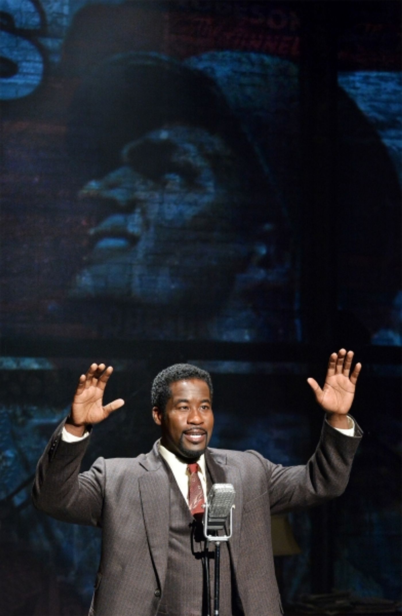 Photo Flash: First Look at Daniel Beaty in THE TALLEST TREE IN THE FOREST at La Jolla  Image