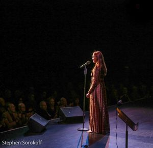 Lauren Fox @ BroadwayWorld Lauren Fox Photo