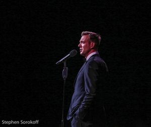 Todd Murray @ BroadwayWorld Todd Murray Photo