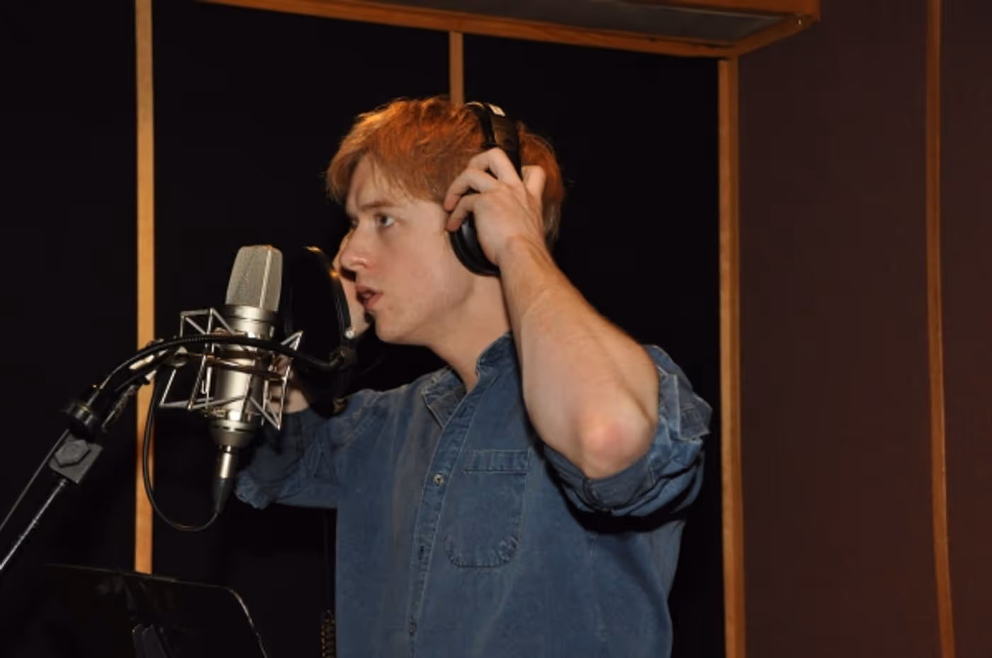 Exclusive Photo Coverage: PIPPIN's Matthew James Thomas and Rachel Bay Jones Sing Cherry Tree Carols for a Cure Image