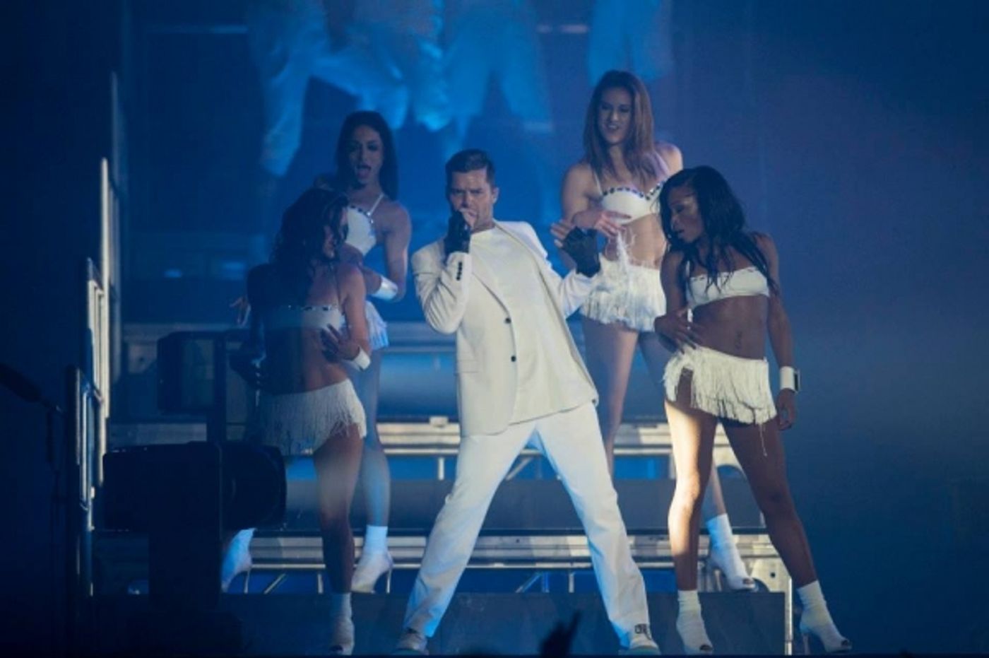 Photo Flash: Ricky Martin Rocks Adelaide; Performance Shots!  Image