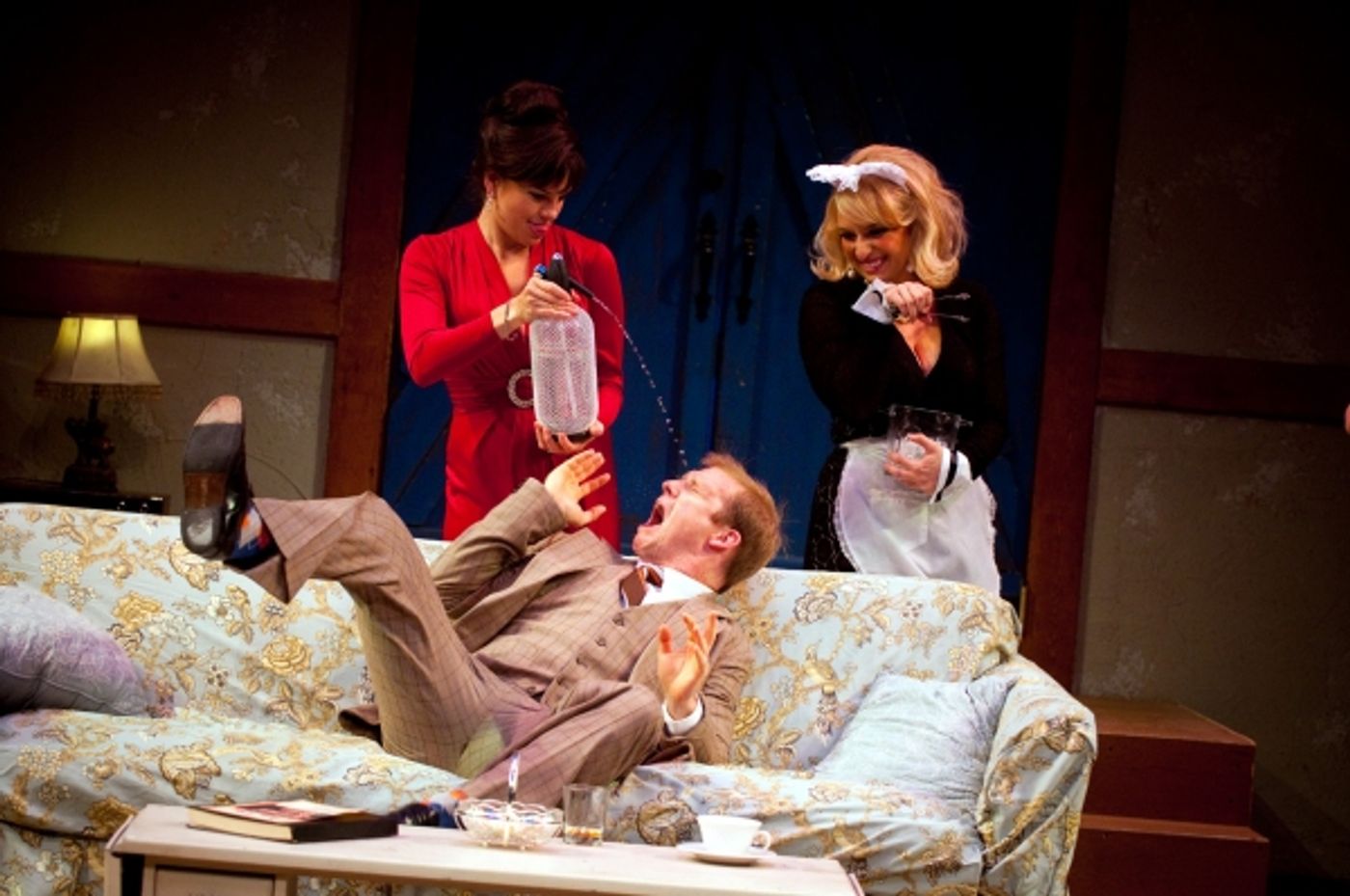 Photo Flash: Delicious French Comedy-Don't Dress for Dinner Plays Long Beach Arts Center  Image