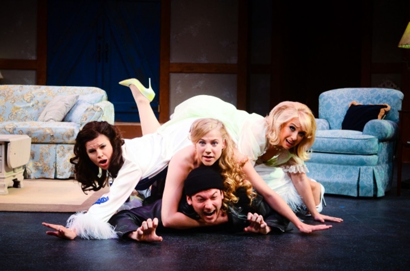 Photo Flash: Delicious French Comedy-Don't Dress for Dinner Plays Long Beach Arts Center  Image