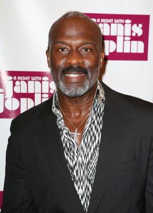 Bebe Winans  Photo