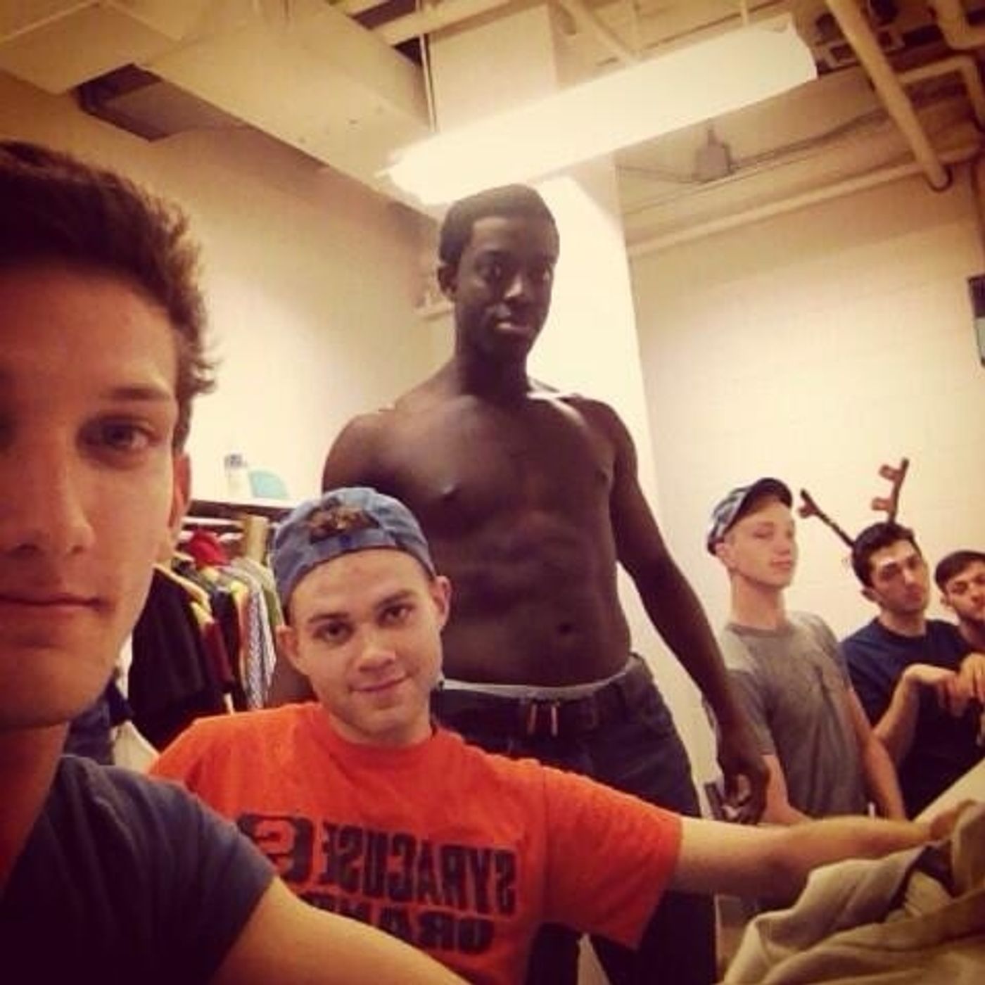 Photo Flash: Saturday Intermission Pics - Oct 12 - KINKY BOOTS Honors SOUL DOCTOR's Last Weekend on Broadway and More! Image