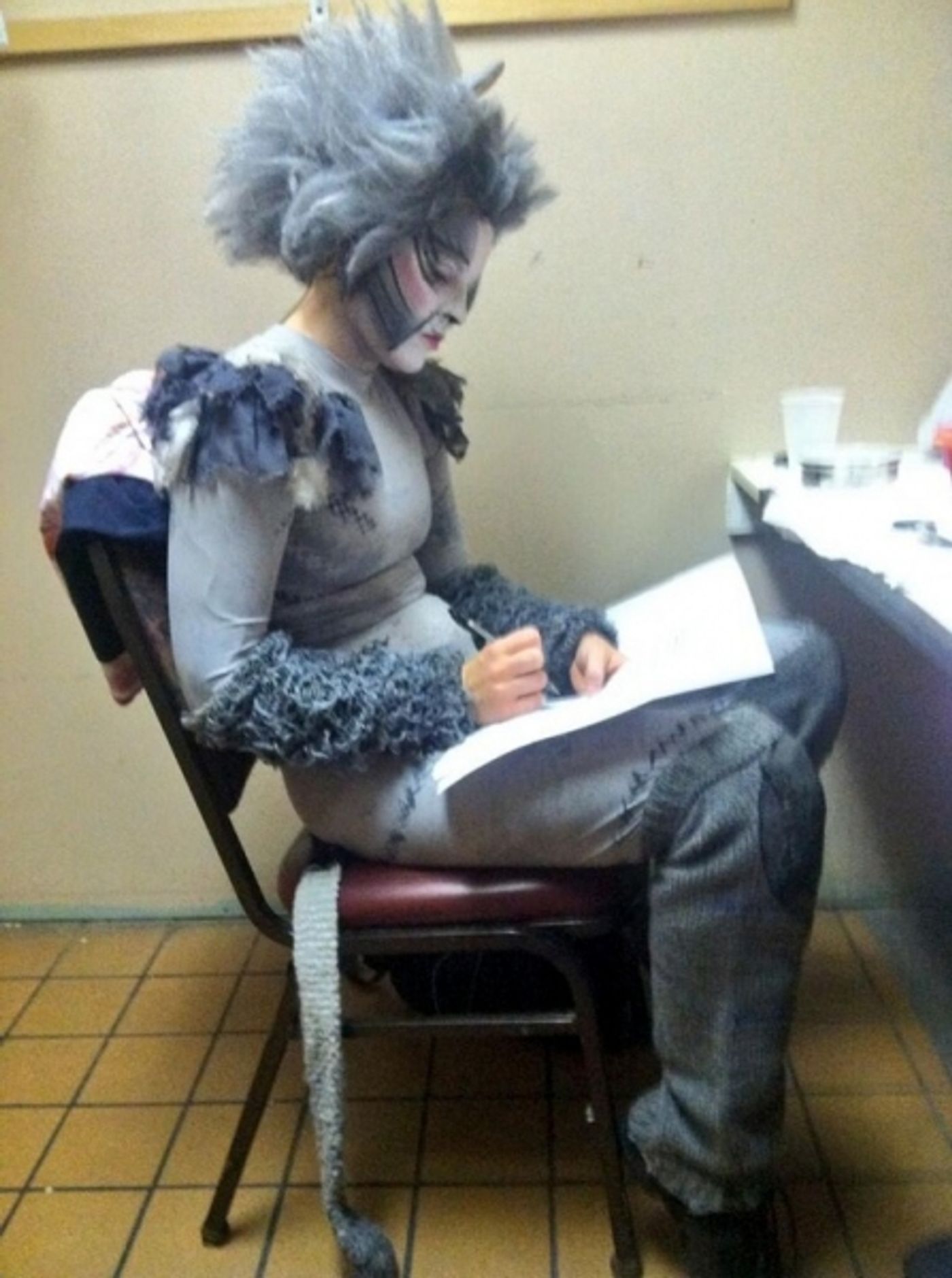 Photo Flash: Saturday Intermission Pics - Oct 12 - KINKY BOOTS Honors SOUL DOCTOR's Last Weekend on Broadway and More! Image