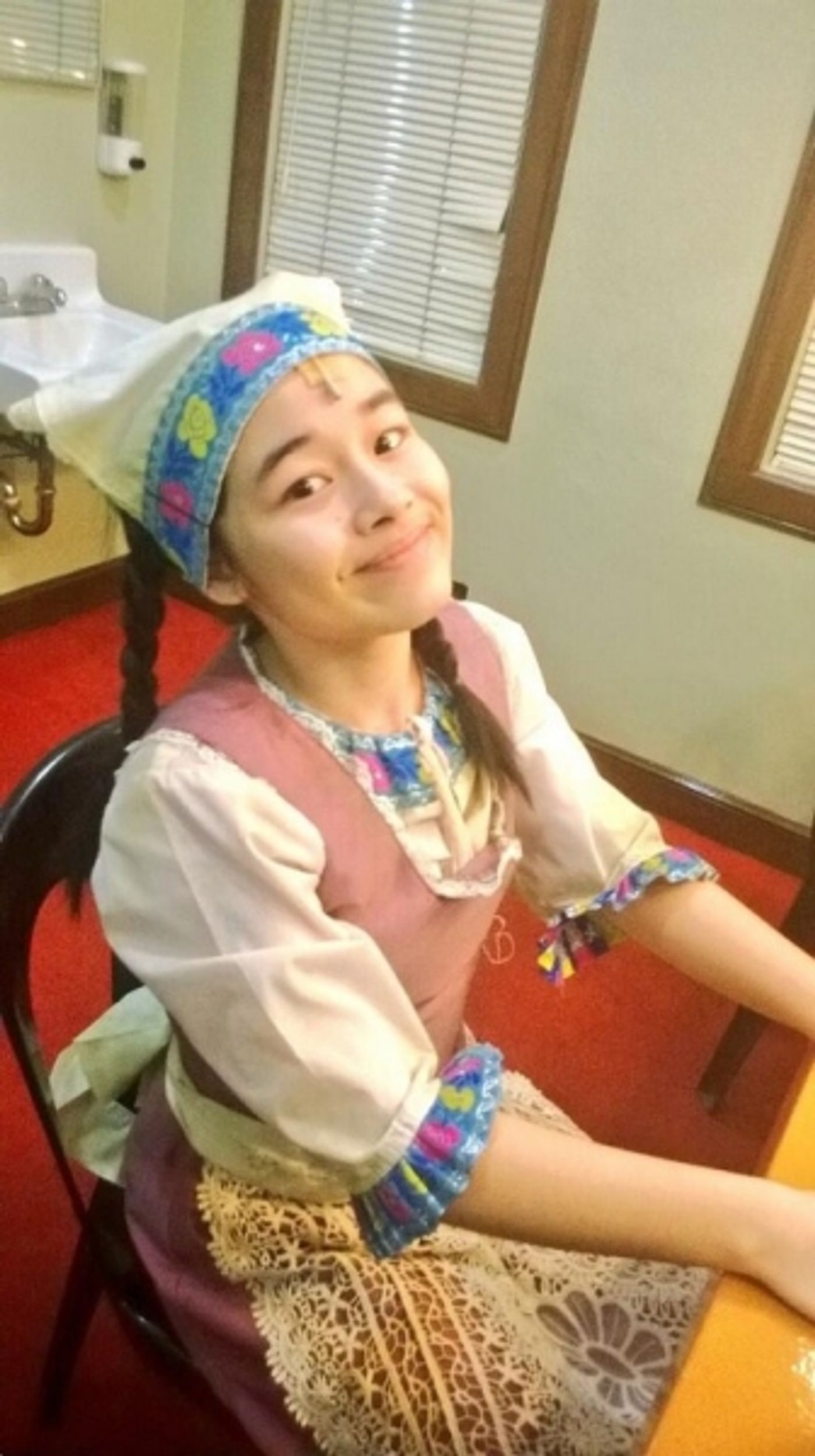 Photo Flash: Saturday Intermission Pics - Oct 12 - KINKY BOOTS Honors SOUL DOCTOR's Last Weekend on Broadway and More! Image