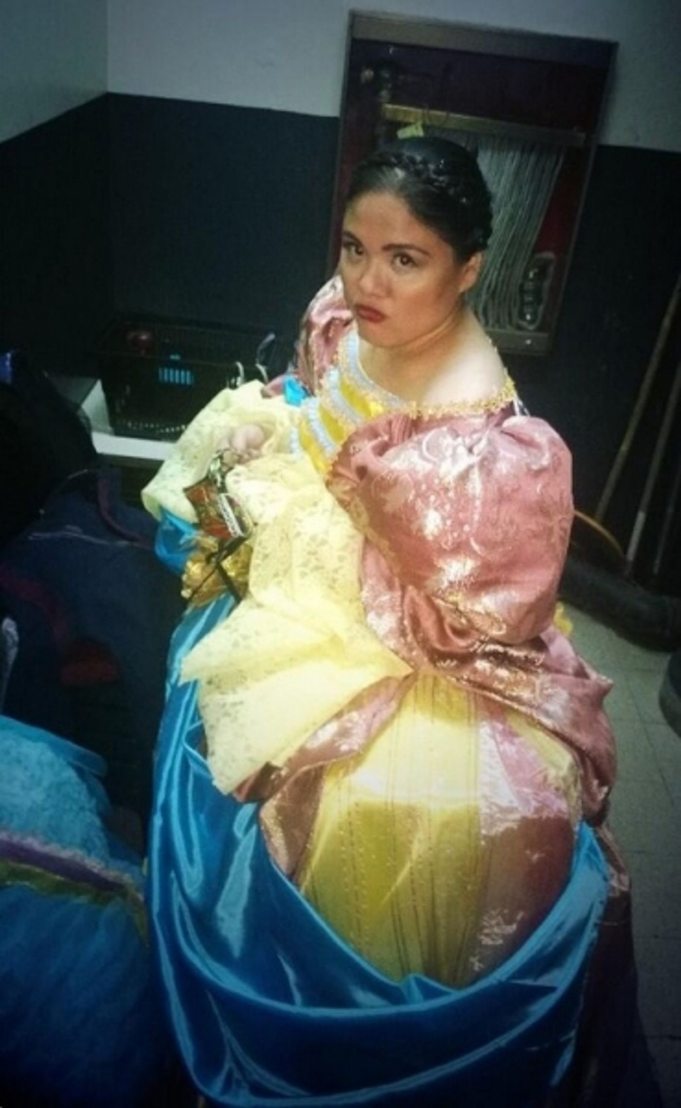 Photo Flash: Saturday Intermission Pics - Oct 12 - KINKY BOOTS Honors SOUL DOCTOR's Last Weekend on Broadway and More! Image