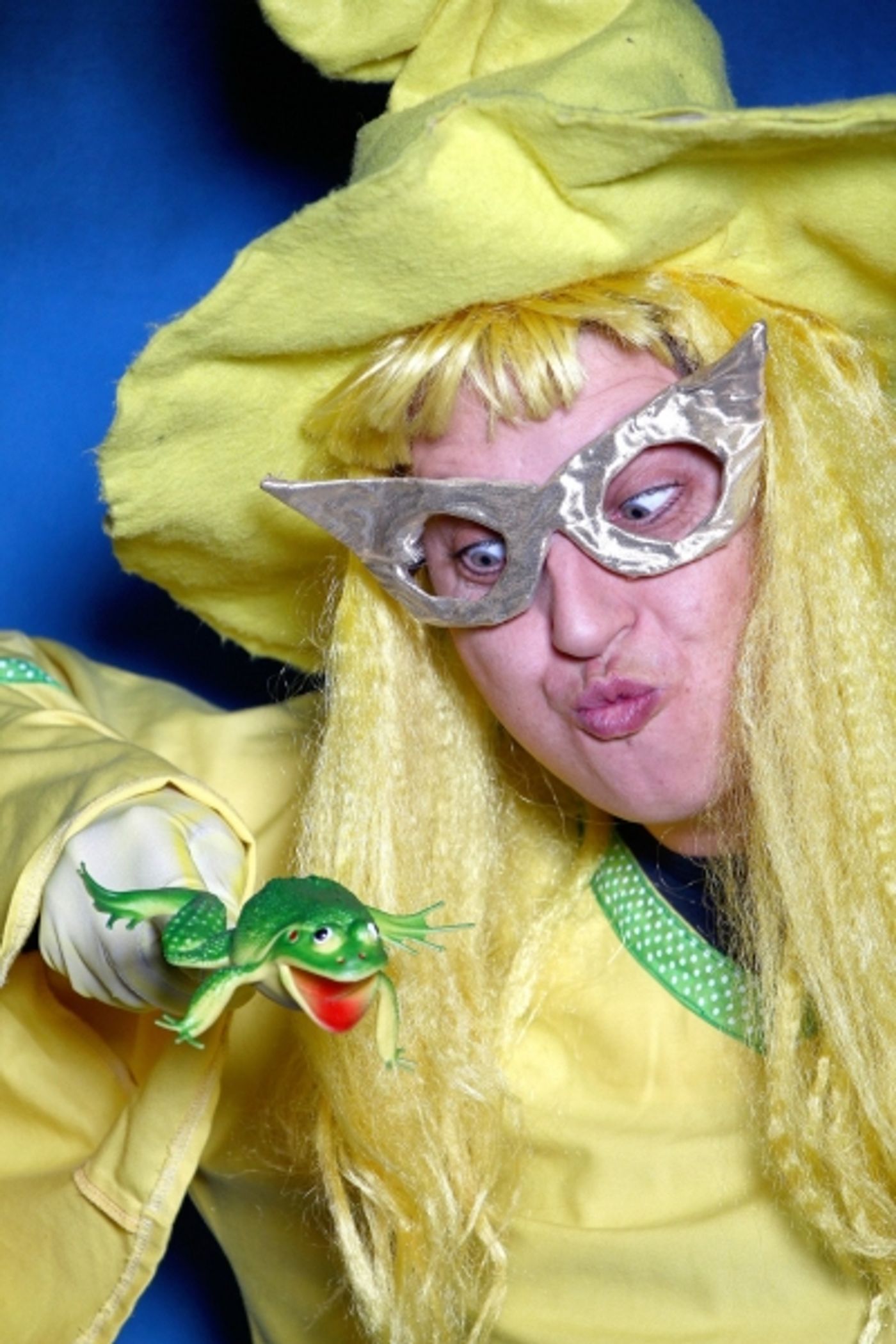 Photo Flash: Meet Liewe Heksie and Friends on their Way to Emperor's Palace  Image