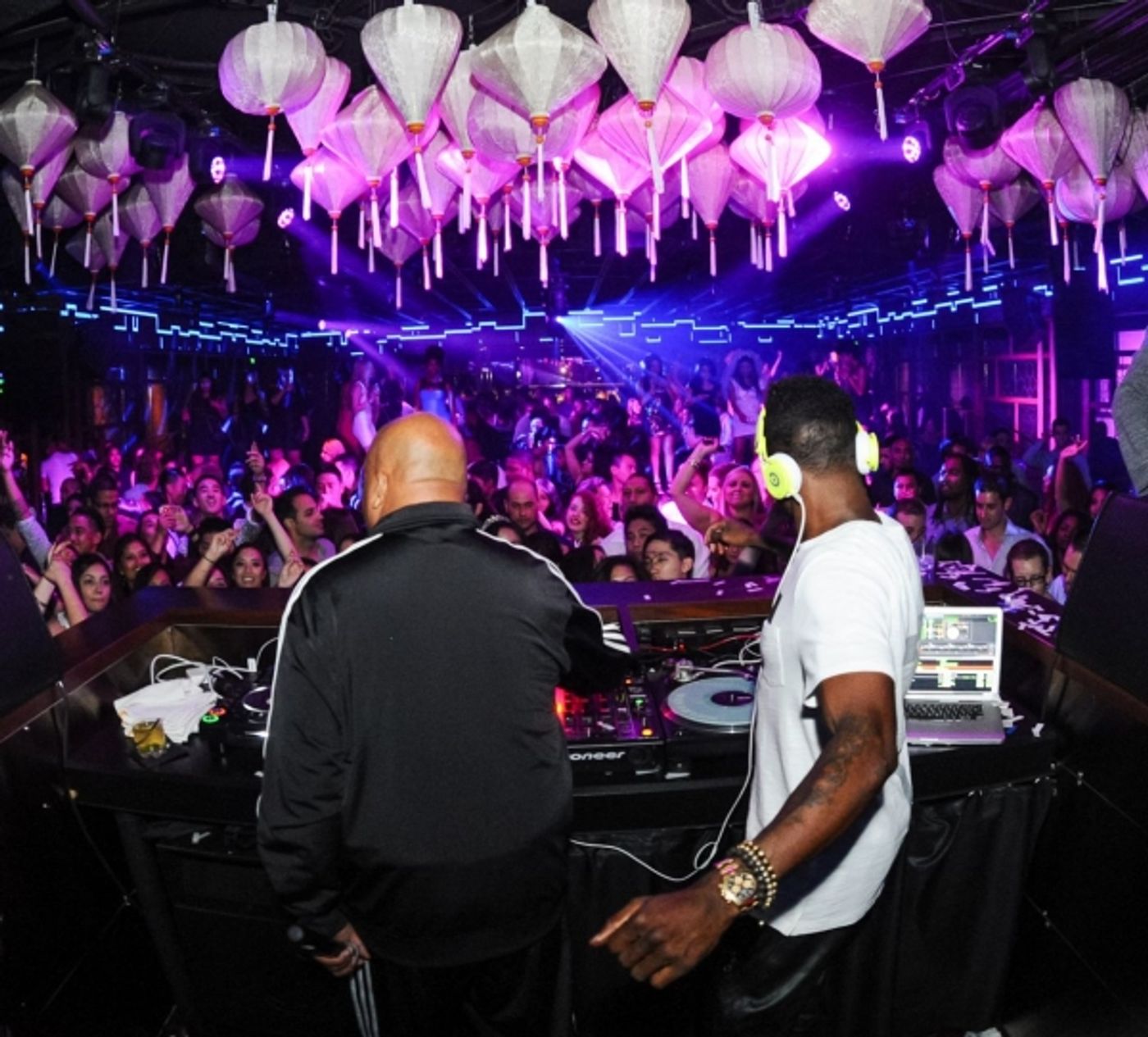 Photo Flash: DJ Ruckus Celebrates Birthday with Rev Run at Ling Ling Club Image