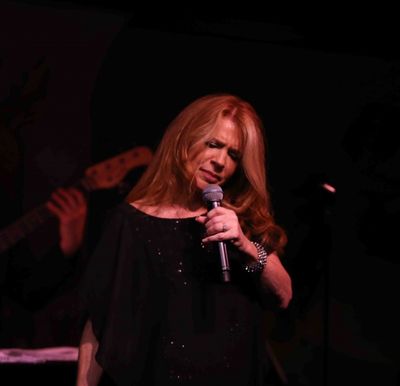 Kelly Clinton Photo