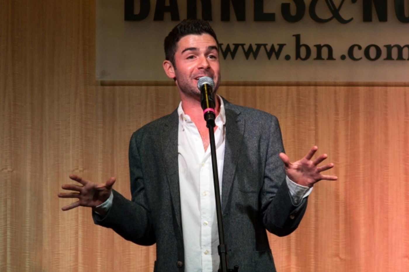 Photo Coverage: Adam Kantor & Betsy Wolfe Sing from THE LAST FIVE YEARS at Barnes & Noble with Jason Robert Brown!  Image