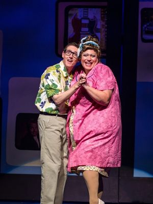 Wade Moran (left) and Richard Koons-Wagoner (right) play the parents of Tracy Turnblad – Wilbur and Edna Turnblad. @ BroadwayWorld Wade Moran (left) and Richard Koons-Wagoner (right) play the parents of Tracy Turnbla Photo