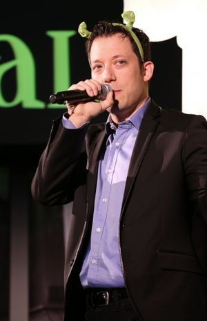 John Tartaglia Photo