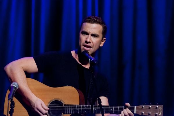 Richard Fleeshman Photo