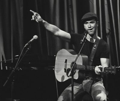 Richard Fleeshman Photo