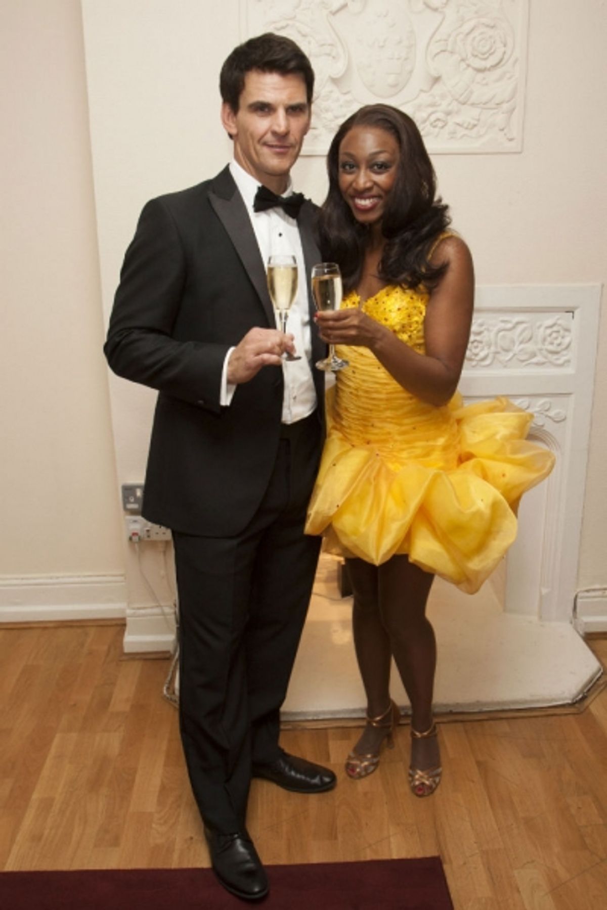 Tristan Gemmill (Frank Farmer) and Beverley Knight (Rachel Marron) at 