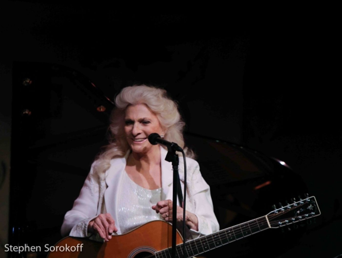 Photo Coverage: Judy Collins Returns to Cafe Carlyle  Image