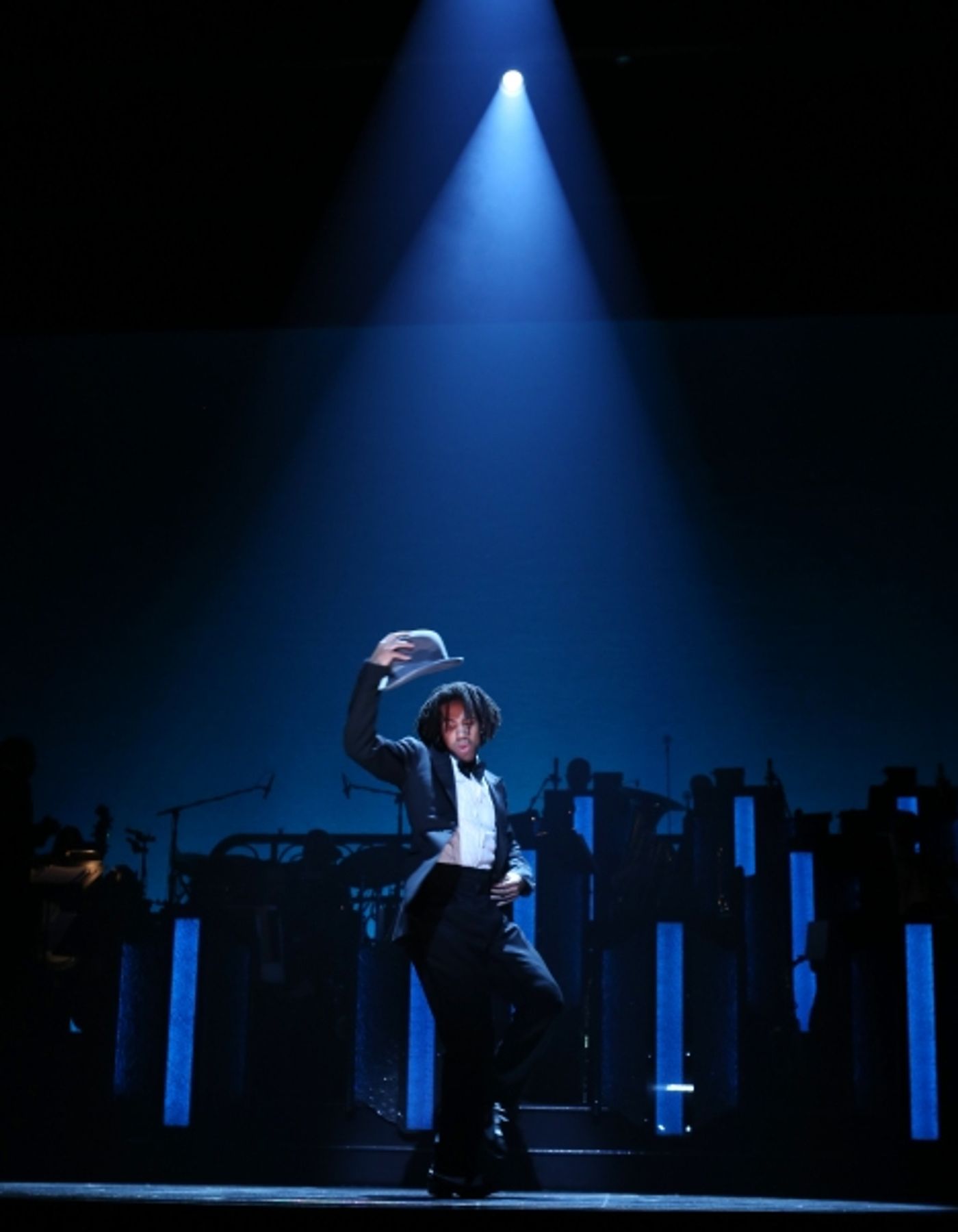 Photo Coverage: First Look at Fantasia, Dule Hill, Adriane Lenox & Cast of AFTER MIDNIGHT on Stage!  Image