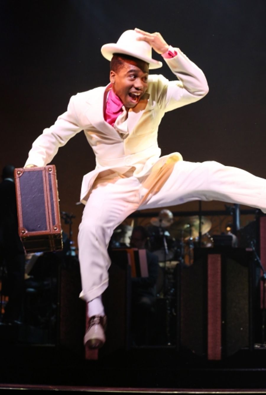 Photo Coverage: First Look at Fantasia, Dule Hill, Adriane Lenox & Cast of AFTER MIDNIGHT on Stage! Image