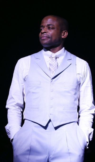 Dule Hill   Photo