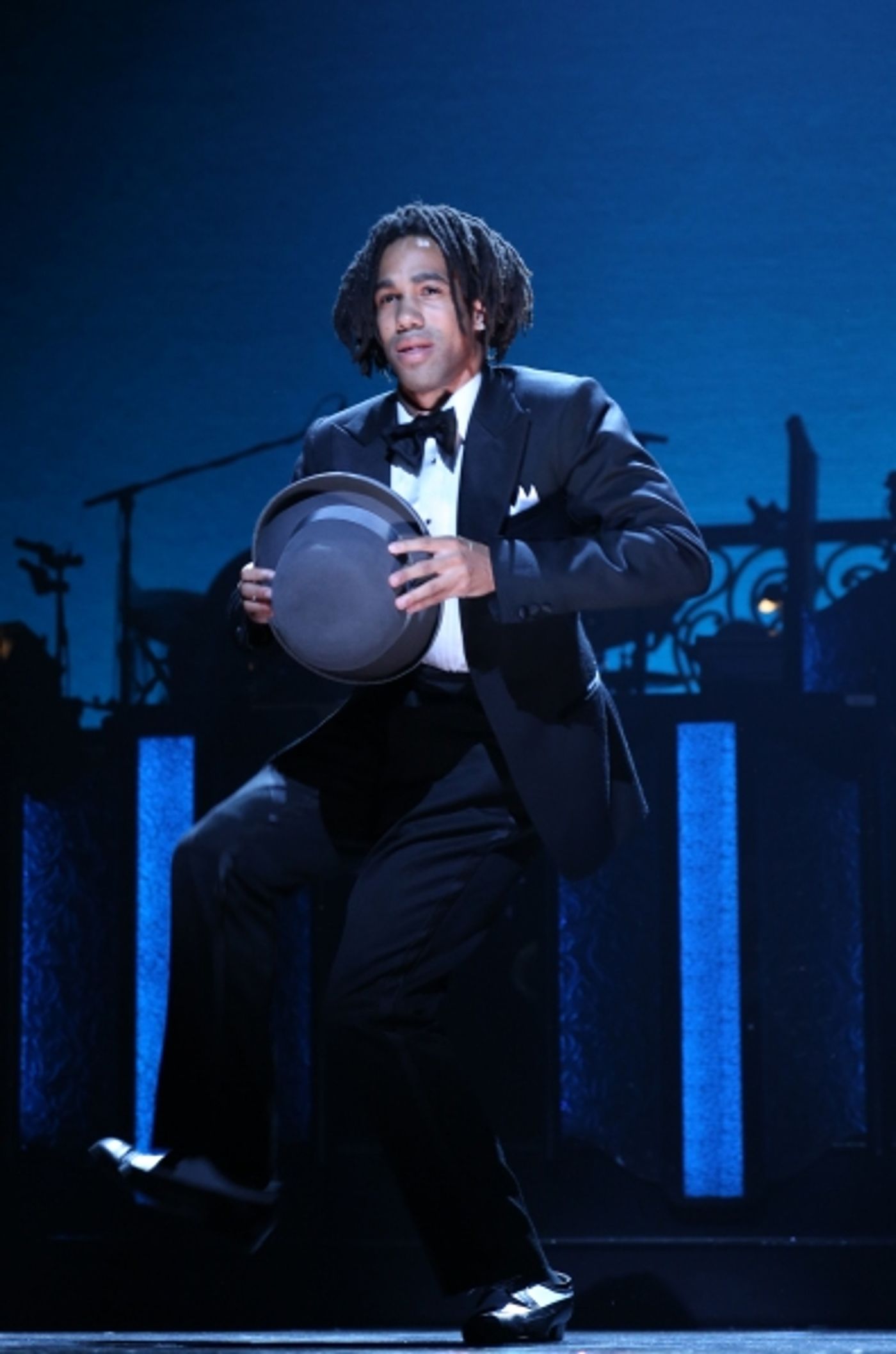 Photo Coverage: First Look at Fantasia, Dule Hill, Adriane Lenox & Cast of AFTER MIDNIGHT on Stage!  Image