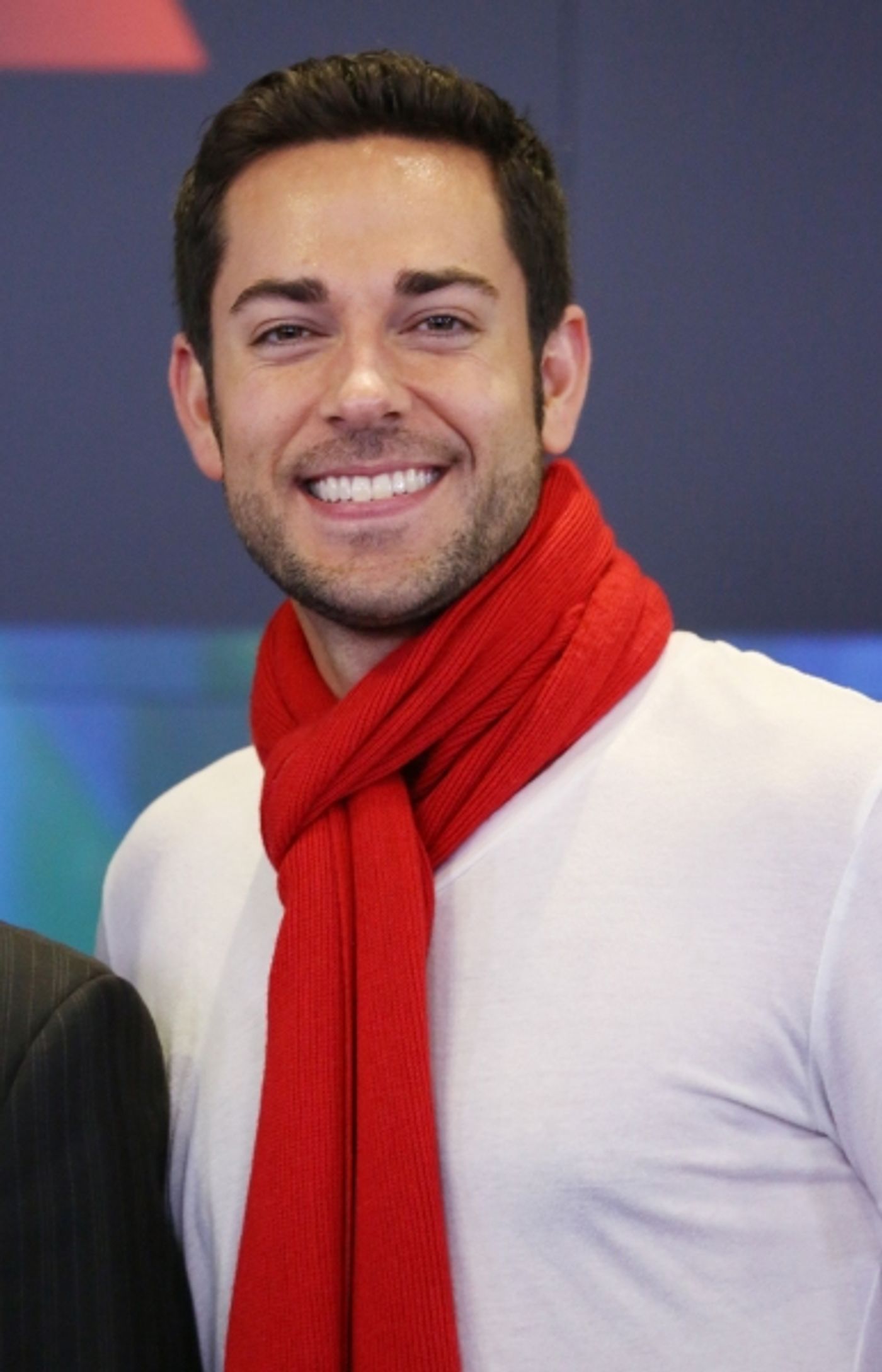 Photo Coverage: FIRST DATE's Krysta Rodriquez and Zachary Levi Ring the NASDAQ Closing Bell  Image