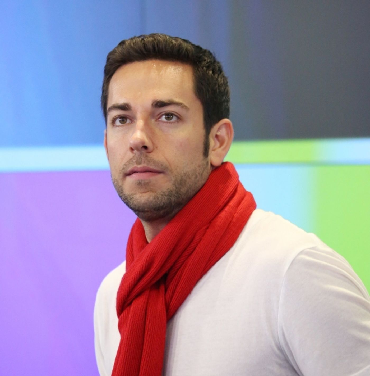 Photo Coverage: FIRST DATE's Krysta Rodriquez and Zachary Levi Ring the NASDAQ Closing Bell  Image